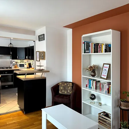 Le Cocon D'eragny Apartment *